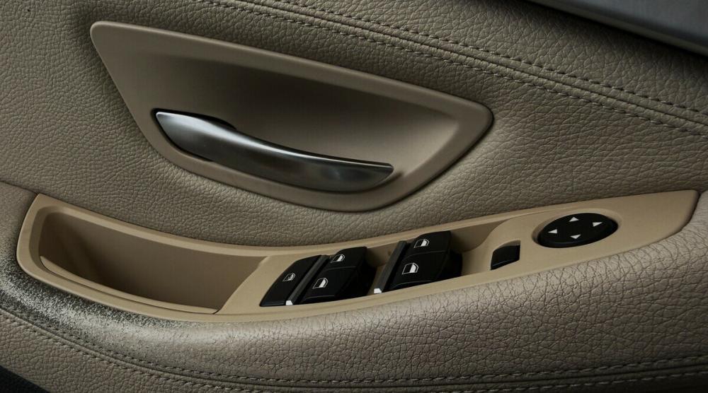 BMW 5 серии VI (F10/F11/F07) Москва  - изображение 10