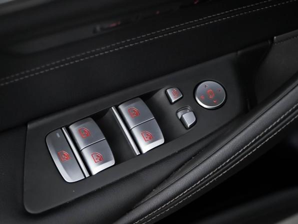 BMW 5 серии VII (G30/G31/G38) Рестайлинг с пробегом 2020 года, цена 4 499 050 рублей, 111586 км, седан, Автокод Объявления