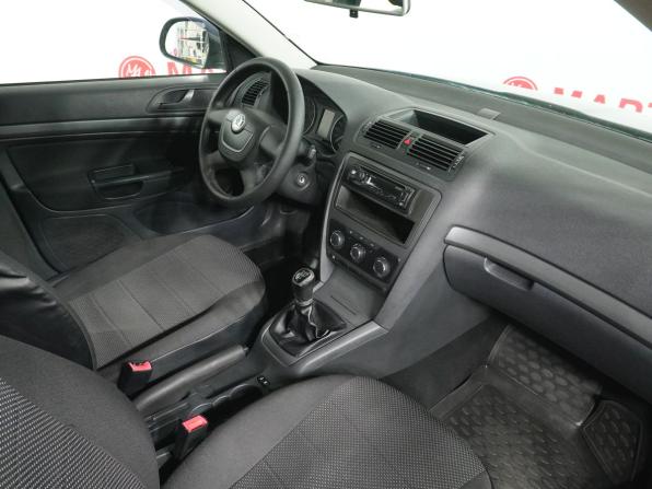 Skoda Octavia II (A5) Рестайлинг с пробегом 2011 года, цена 649 000 рублей, 153247 км, лифтбек, Автокод Объявления