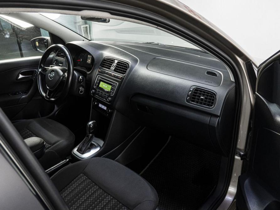 Volkswagen Polo V Рестайлинг Тюмень  - изображение 15