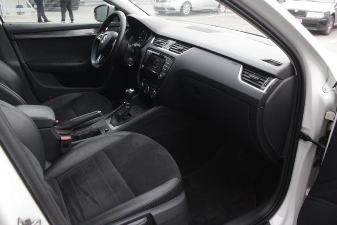 Skoda Octavia III (A7) с пробегом 2015 года, цена 1 395 000 рублей, 313138 км, универсал, Автокод Объявления