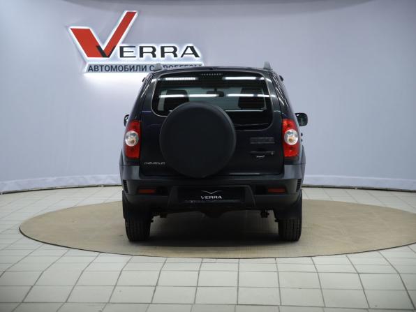 Chevrolet Niva I Рестайлинг с пробегом 2017 года, цена 690 000 рублей, 69943 км, внедорожник, Автокод Объявления