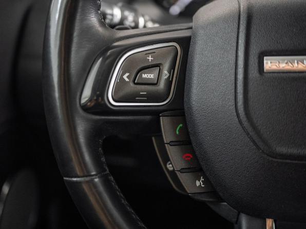 Land Rover Range Rover Evoque I Рестайлинг с пробегом 2017 года, цена 1 900 500 рублей, 145353 км, внедорожник, Автокод Объявления