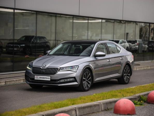 Skoda Superb III Рестайлинг с пробегом 2023 года, цена 3 199 000 рублей, 99410 км, лифтбек, Автокод Объявления