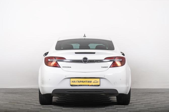 Opel Insignia I Рестайлинг с пробегом 2014 года, цена 1 179 000 рублей, 220000 км, седан, Автокод Объявления