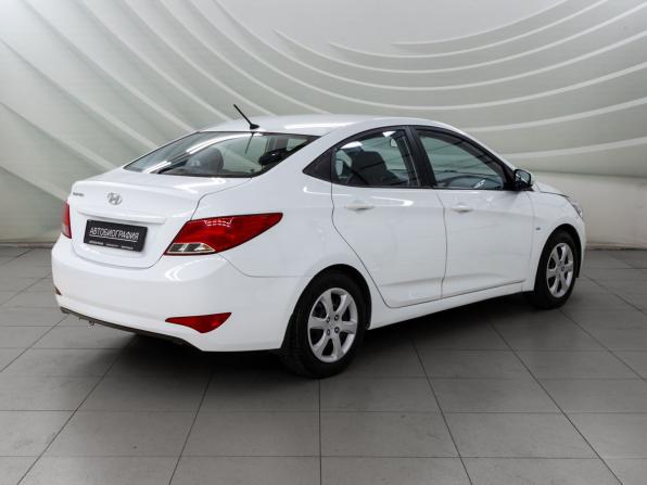 Hyundai Solaris I Рестайлинг с пробегом 2015 года, цена 788 000 рублей, 134378 км, седан, Автокод Объявления