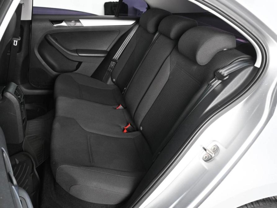Volkswagen Jetta VI Рестайлинг Ростов-на-Дону  - изображение 7