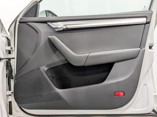 Skoda Octavia III (A7) Рестайлинг с пробегом 2020 года, цена 1 650 000 рублей, 147006 км, лифтбек, Автокод Объявления