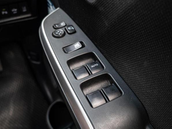 Suzuki Solio III с пробегом 2019 года, цена 1 350 000 рублей, 104092 км, микровэн, Автокод Объявления