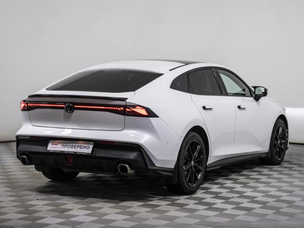 Changan UNI-V I с пробегом 2023 года, цена 2 150 000 рублей, 60110 км, лифтбек, Автокод Объявления