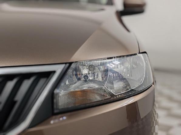 Skoda Rapid I Рестайлинг с пробегом 2019 года, цена 1 290 000 рублей, 57775 км, лифтбек, Автокод Объявления