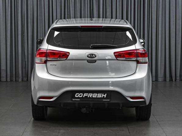 Kia Rio III Рестайлинг с пробегом 2016 года, цена 1 048 000 рублей, 90382 км, хэтчбек, Автокод Объявления