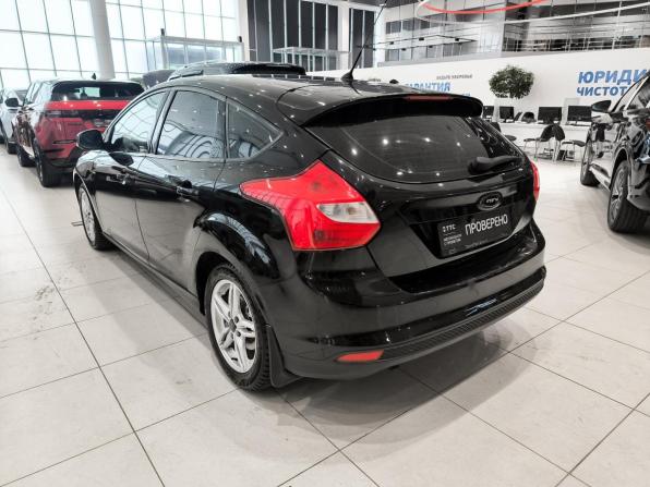 Ford Focus III с пробегом 2013 года, цена 680 000 рублей, 212807 км, хэтчбек, Автокод Объявления