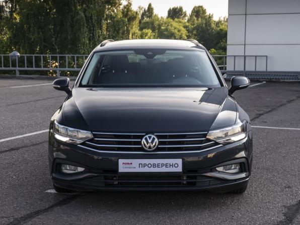 Volkswagen Passat B8 Рестайлинг с пробегом 2019 года, цена 1 649 000 рублей, 193748 км, универсал, Автокод Объявления