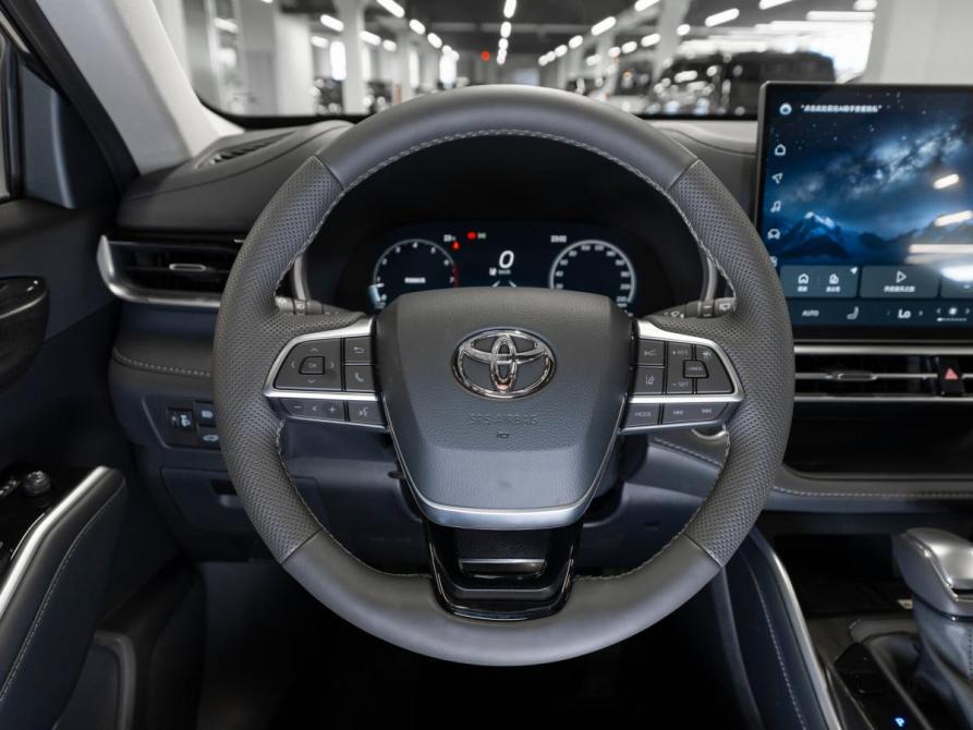 Toyota Highlander IV (XU70) Москва  - изображение 11