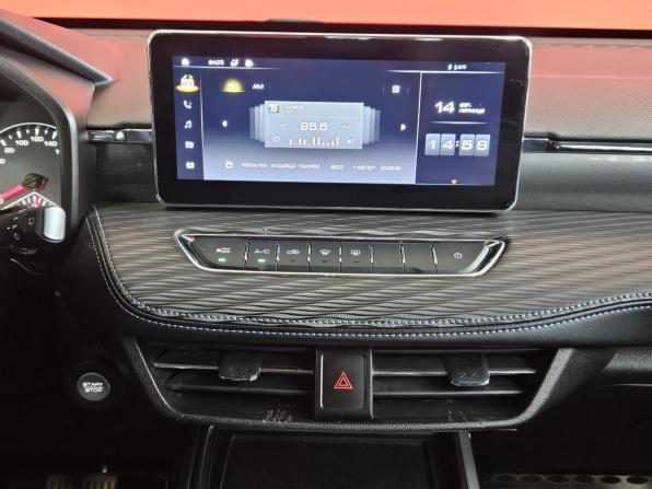 Haval Jolion I с пробегом 2023 года, цена 1 695 000 рублей, 87608 км, внедорожник, Автокод Объявления