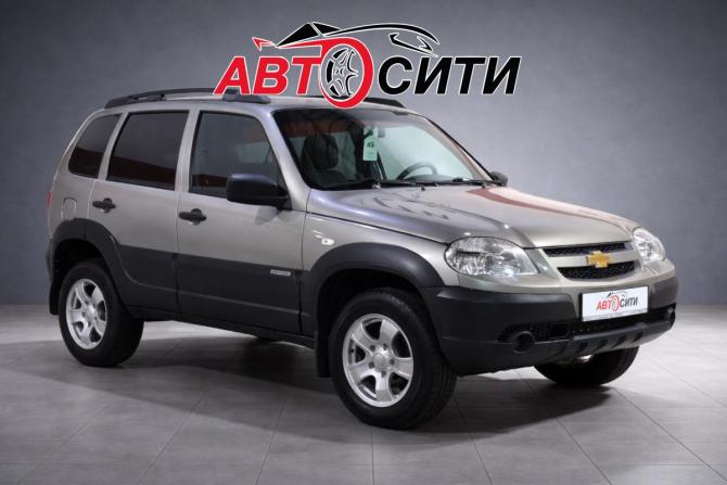 Chevrolet Niva I Рестайлинг с пробегом 2017 года, цена 699 000 рублей, 147000 км, внедорожник, Автокод Объявления