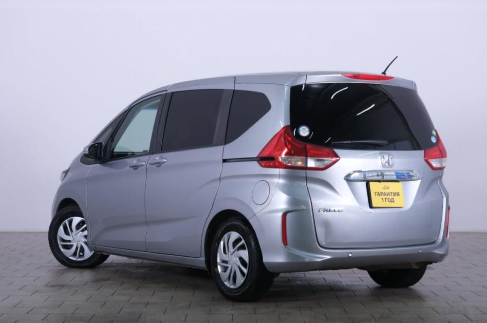 Honda Freed II Рестайлинг Омск  - изображение 5