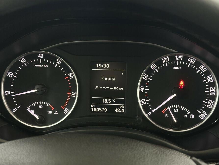 Skoda Octavia II (A5) Рестайлинг Москва  - изображение 6