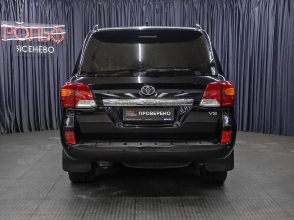 Toyota Land Cruiser 200 Series Рестайлинг 1 с пробегом 2012 года, цена 3 598 000 рублей, 260988 км, внедорожник, Автокод Объявления