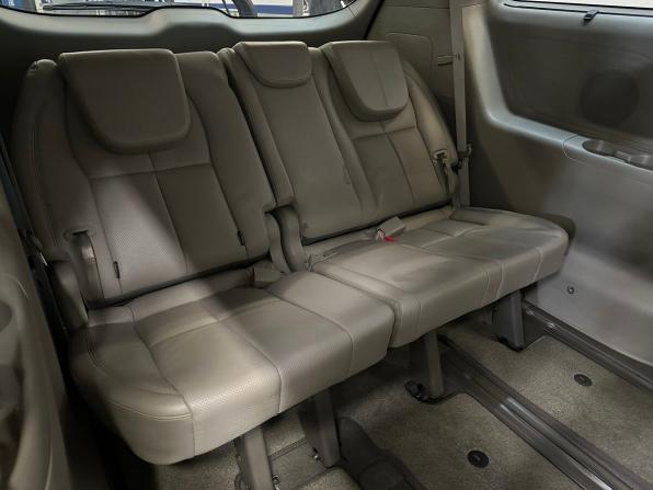 Kia Carnival III с пробегом 2016 года, цена 2 399 000 рублей, 208345 км, минивэн, Автокод Объявления