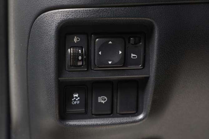 Nissan Juke I с пробегом 2012 года, цена 1 199 000 рублей, 162000 км, внедорожник, Автокод Объявления