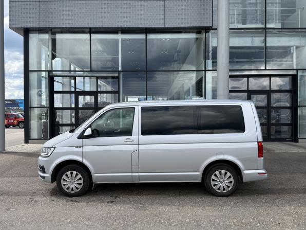 Volkswagen Caravelle T6 с пробегом 2016 года, цена 2 345 000 рублей, 219532 км, минивэн, Автокод Объявления