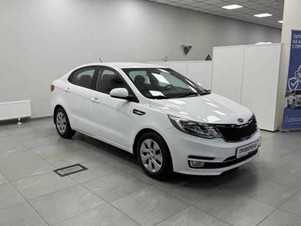 Kia Rio III Рестайлинг с пробегом 2015 года, цена 890 000 рублей, 149489 км, седан, Автокод Объявления