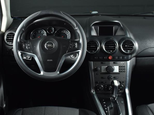 Opel Antara I Рестайлинг с пробегом 2013 года, цена 849 995 рублей, 210024 км, внедорожник, Автокод Объявления