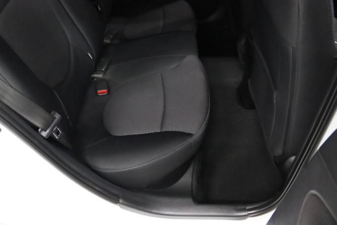 Hyundai Solaris I Рестайлинг с пробегом 2015 года, цена 825 250 рублей, 117076 км, хэтчбек, Автокод Объявления
