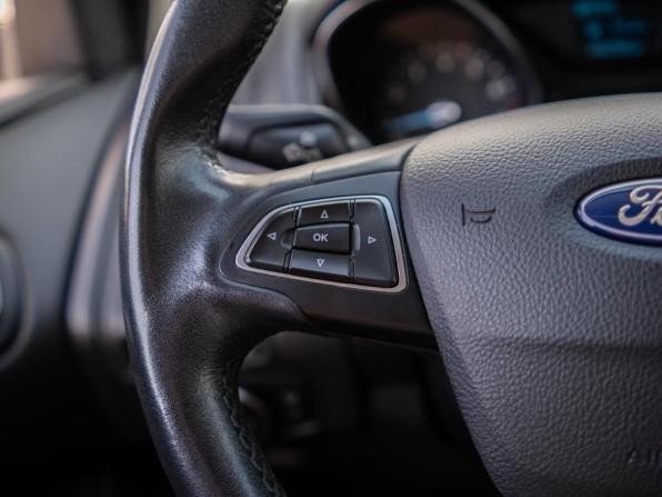Ford Focus III Рестайлинг с пробегом 2018 года, цена 1 299 000 рублей, 104310 км, хэтчбек, Автокод Объявления
