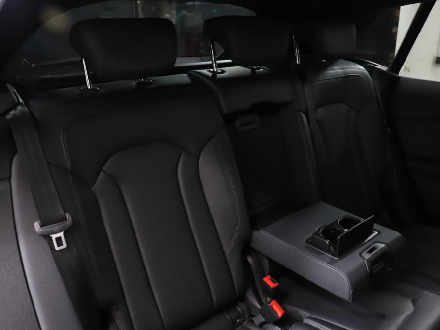 Audi Q8 I (4M) Москва  - изображение 19