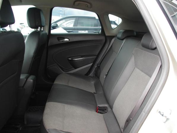 Opel Astra J с пробегом 2011 года, цена 699 000 рублей, 178000 км, хэтчбек, Автокод Объявления