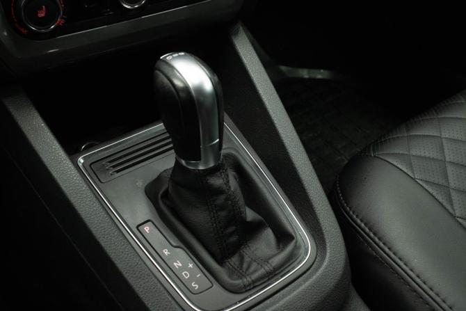 Volkswagen Jetta VI Рестайлинг с пробегом 2017 года, цена 1 639 000 рублей, 69159 км, седан, Автокод Объявления