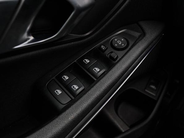 BMW 3 серии VII (G2x) с пробегом 2021 года, цена 2 930 000 рублей, 227817 км, седан, Автокод Объявления