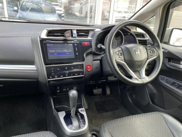 Honda Fit III с пробегом 2013 года, цена 1 085 000 рублей, 193519 км, хэтчбек, Автокод Объявления