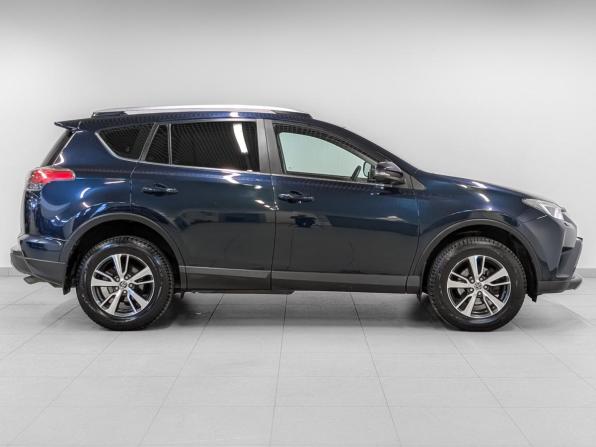 Toyota RAV4 IV (XA40) Рестайлинг с пробегом 2018 года, цена 2 695 000 рублей, 79350 км, внедорожник, Автокод Объявления