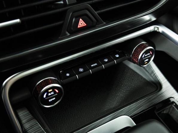 Geely Tugella I Рестайлинг с пробегом 2023 года, цена 2 749 700 рублей, 84622 км, внедорожник, Автокод Объявления