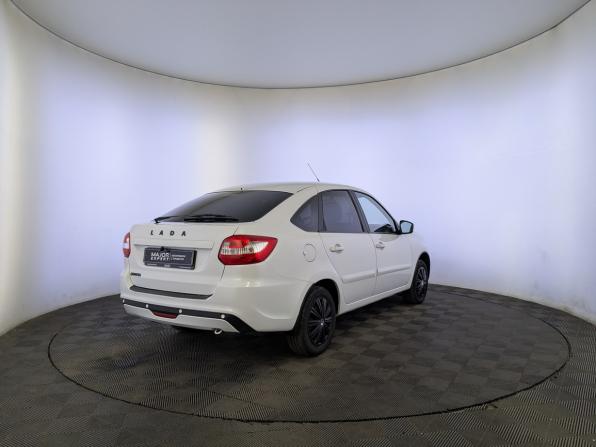 Lada (ВАЗ) Granta I Рестайлинг с пробегом 2021 года, цена 699 000 рублей, 99175 км, лифтбек, Автокод Объявления