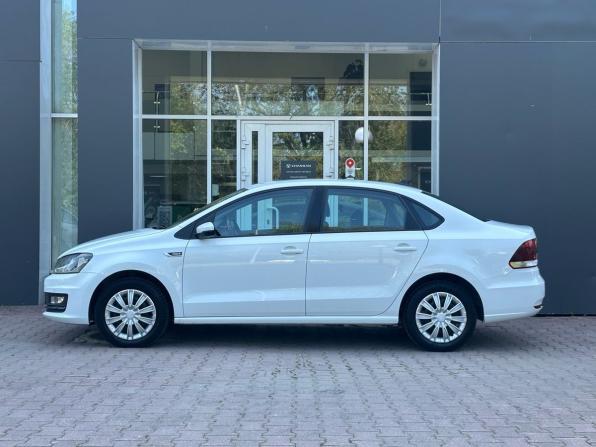 Volkswagen Polo V Рестайлинг с пробегом 2020 года, цена 1 349 000 рублей, 94000 км, седан, Автокод Объявления