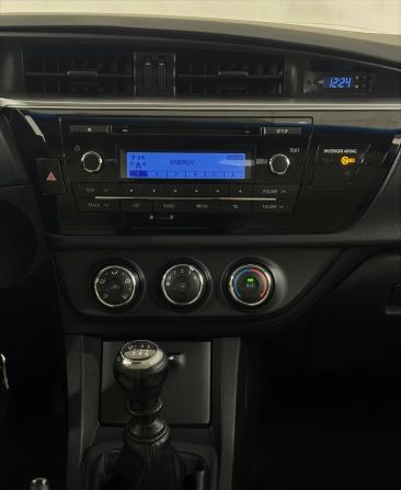 Toyota Corolla XI (E160 E170 E180) с пробегом 2014 года, цена 1 200 000 рублей, 179532 км, седан, Автокод Объявления
