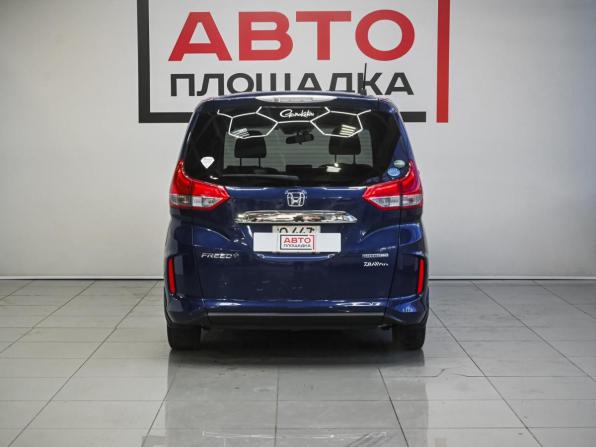Honda Freed II с пробегом 2017 года, цена 1 399 000 рублей, 132187 км, компактвэн, Автокод Объявления