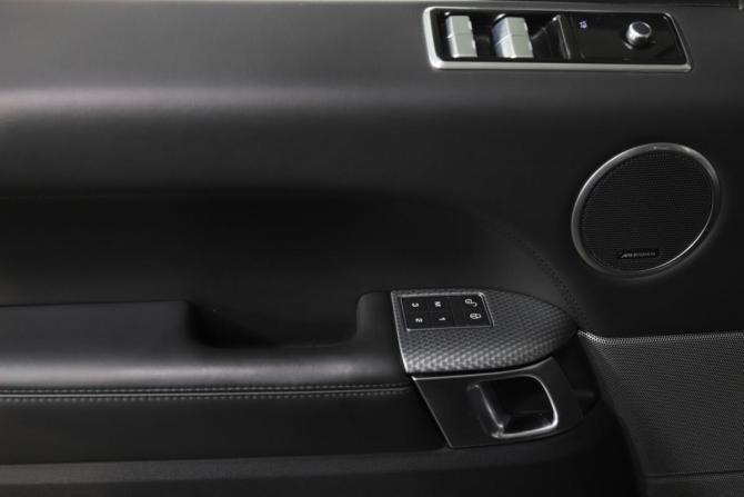 Land Rover Range Rover Sport II Рестайлинг с пробегом 2018 года, цена 5 777 000 рублей, 82372 км, внедорожник, Автокод Объявления