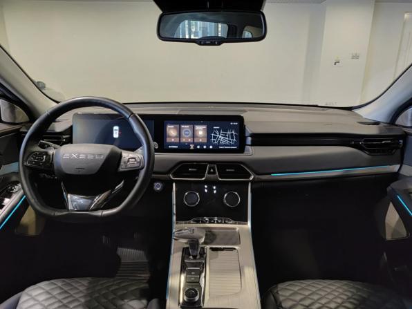 Exeed TXL I Рестайлинг с пробегом 2023 года, цена 2 620 000 рублей, 48595 км, внедорожник, Автокод Объявления
