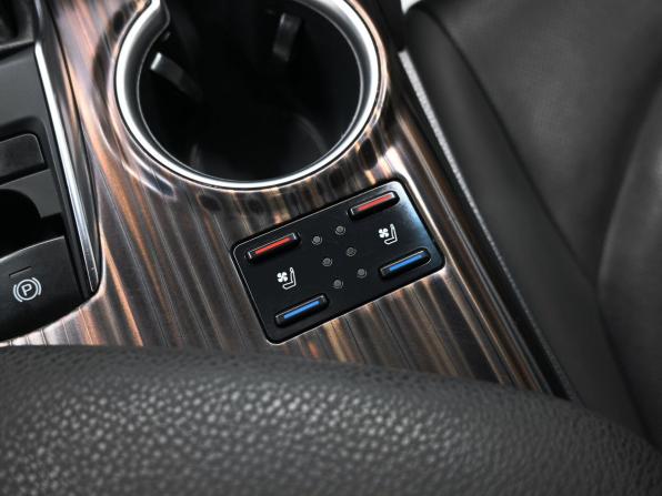 Toyota Camry VIII (XV70) с пробегом 2020 года, цена 2 895 000 рублей, 118533 км, седан, Автокод Объявления