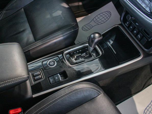 Mitsubishi Outlander III Рестайлинг 3 с пробегом 2019 года, цена 2 536 000 рублей, 144830 км, внедорожник, Автокод Объявления