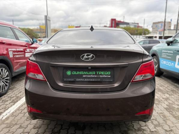 Hyundai Solaris I Рестайлинг с пробегом 2015 года, цена 985 000 рублей, 137597 км, седан, Автокод Объявления