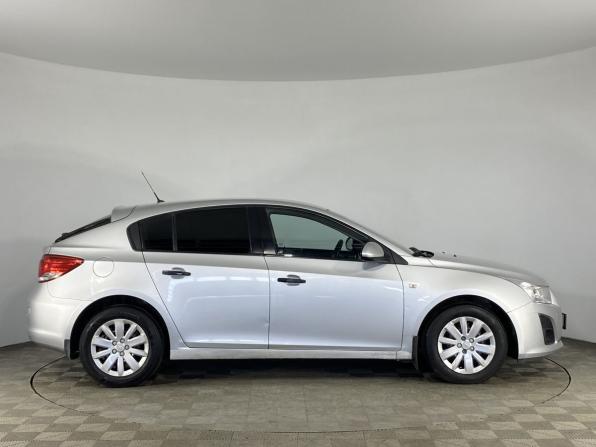 Chevrolet Cruze I Рестайлинг с пробегом 2013 года, цена 740 000 рублей, 376684 км, хэтчбек, Автокод Объявления