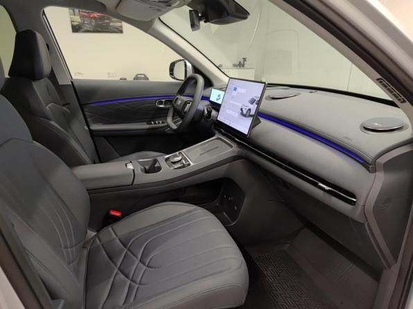 Geely EX5 EM-i с пробегом 2025 года, цена 3 099 000 рублей, 13894 км, внедорожник, Автокод Объявления