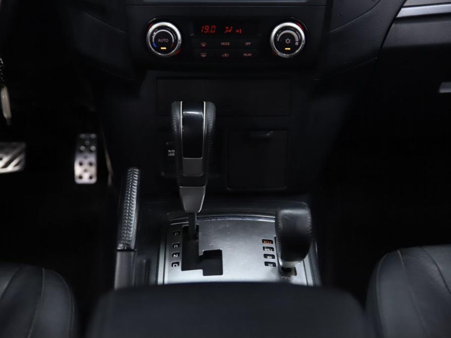 Mitsubishi Pajero IV Рестайлинг 1 Уфа  - изображение 15